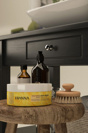 Bianna Vücut Peelingi - Bal & Süt Özlü Nemlendirici ve Arındırıcı Vücut Peelingi - 200 ml | Dora Kozmetik